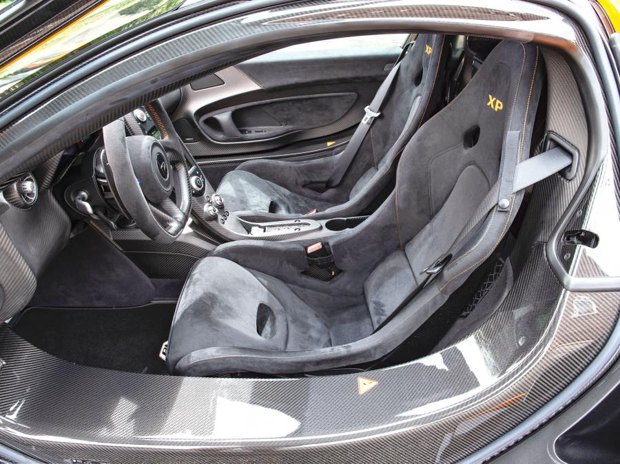 Интерьер McLaren P1 XP05 (990006) 2013 года  (фото 82 из 89)